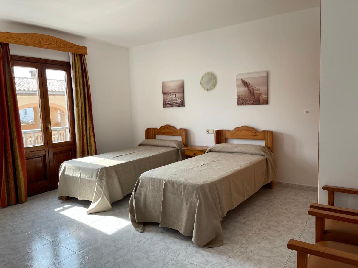 Hostal Can Gallu Cala Ratjada  Ngoại thất bức ảnh